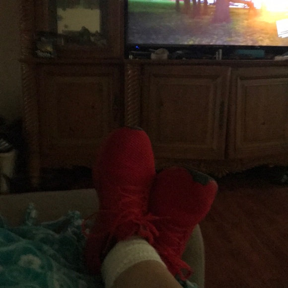 Meet your Posher, Danielle - Picture 1 of 1